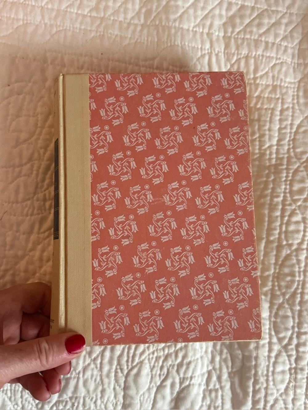 Pink Readers Digest Book - Picture 1 of 2